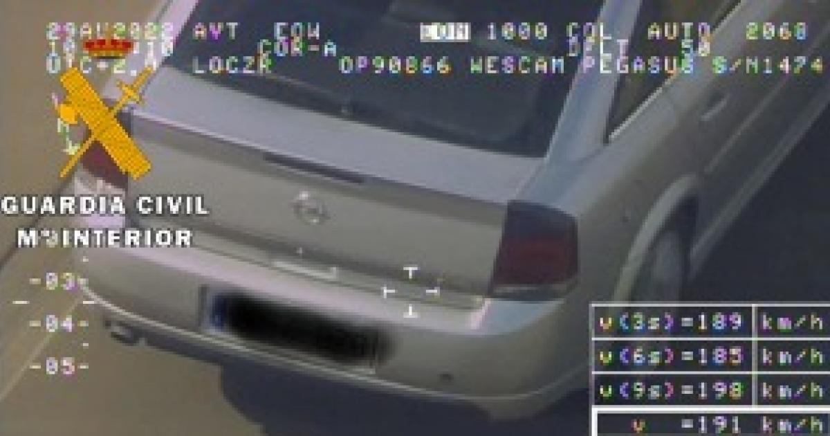 Investigan a un conductor que circulaba