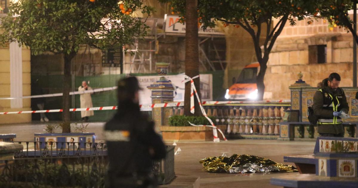 Un muerto y cuatro heridos en un ataque con machete en dos iglesias de Algeciras, que se investiga como atentado yihadista Un muerto y cuatro heridos en un ataque con machete en dos iglesias de Algeciras, que se investiga como atentado yihadista