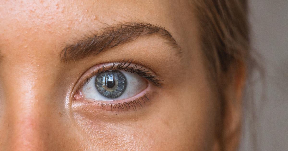 Sobriqueta Aguanieve Persona enferma La moda viral para cambiar el color de ojos que desaconsejan los  oftalmólogos