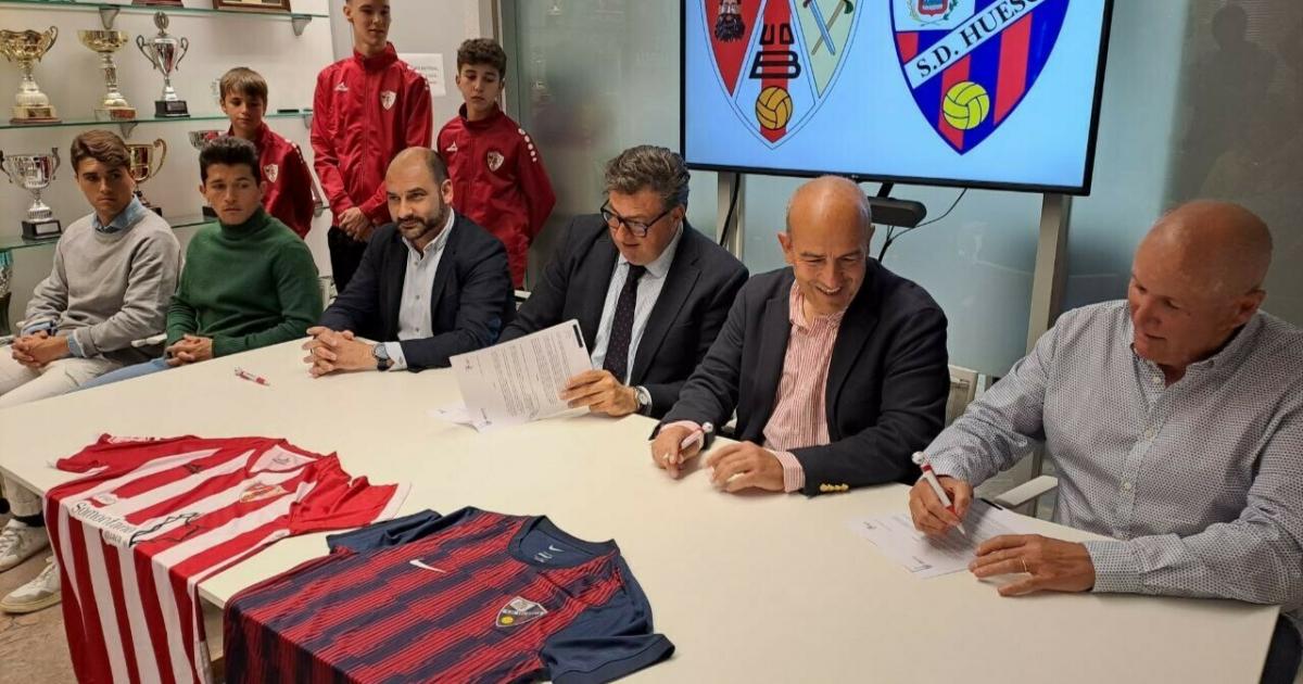 La SD Huesca Y La UD Barbastro Unen Sus Caminos