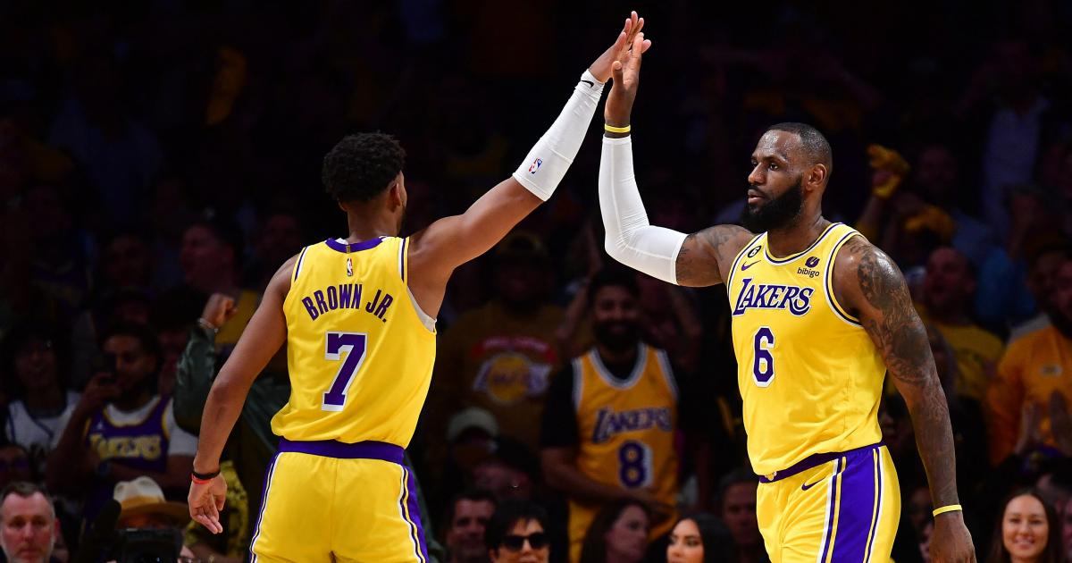 La camiseta de LeBron James, el gran triunfo de los Lakers esta