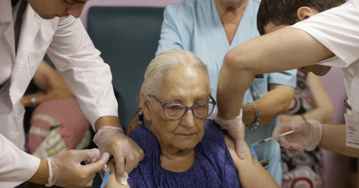Aragon opens agenda to vaccinate people over 65 against influenza and COVID-19