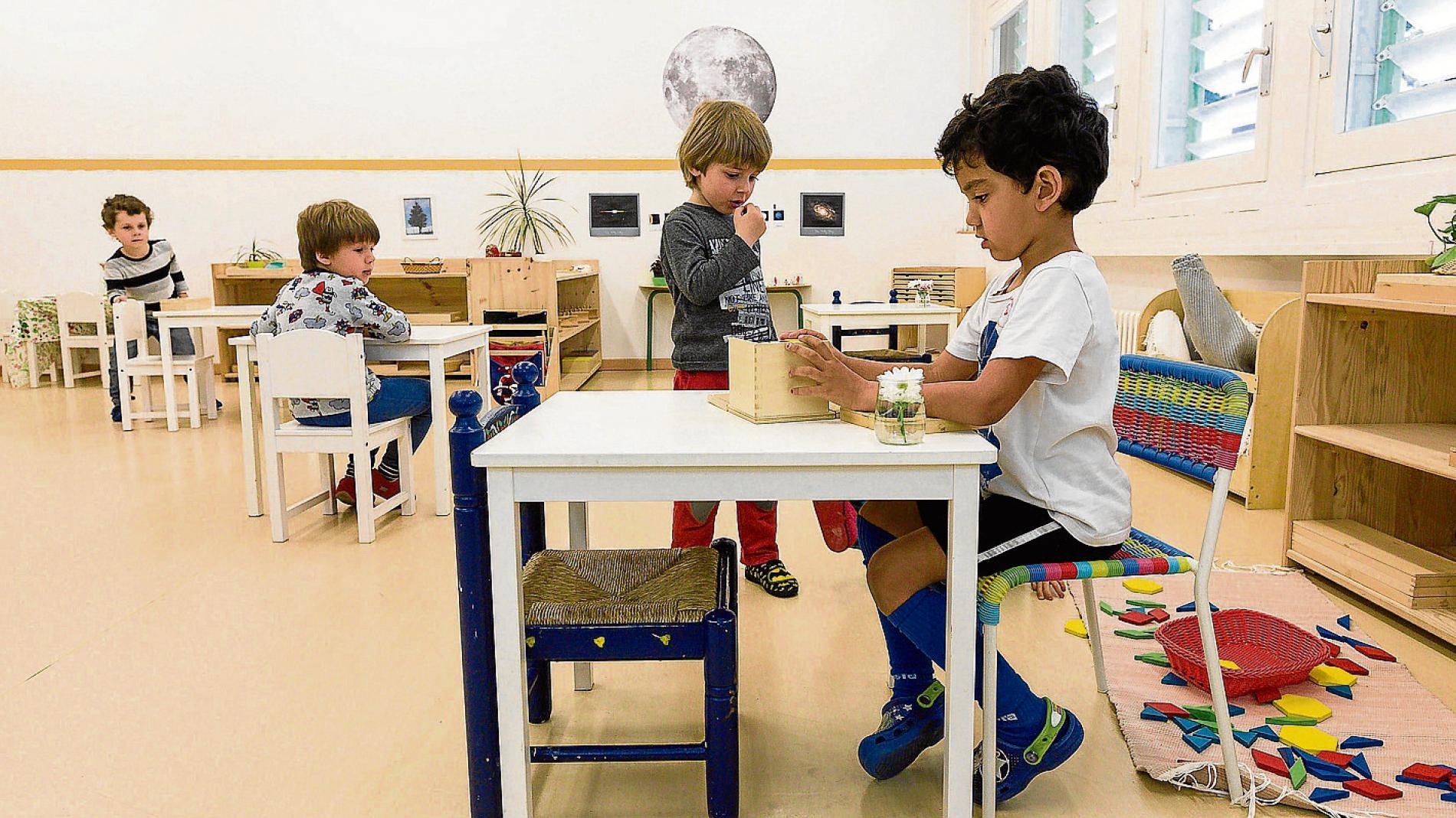 El Método Montessori de 0 a 3 Años: La Guía Definitiva en 2 Libros
