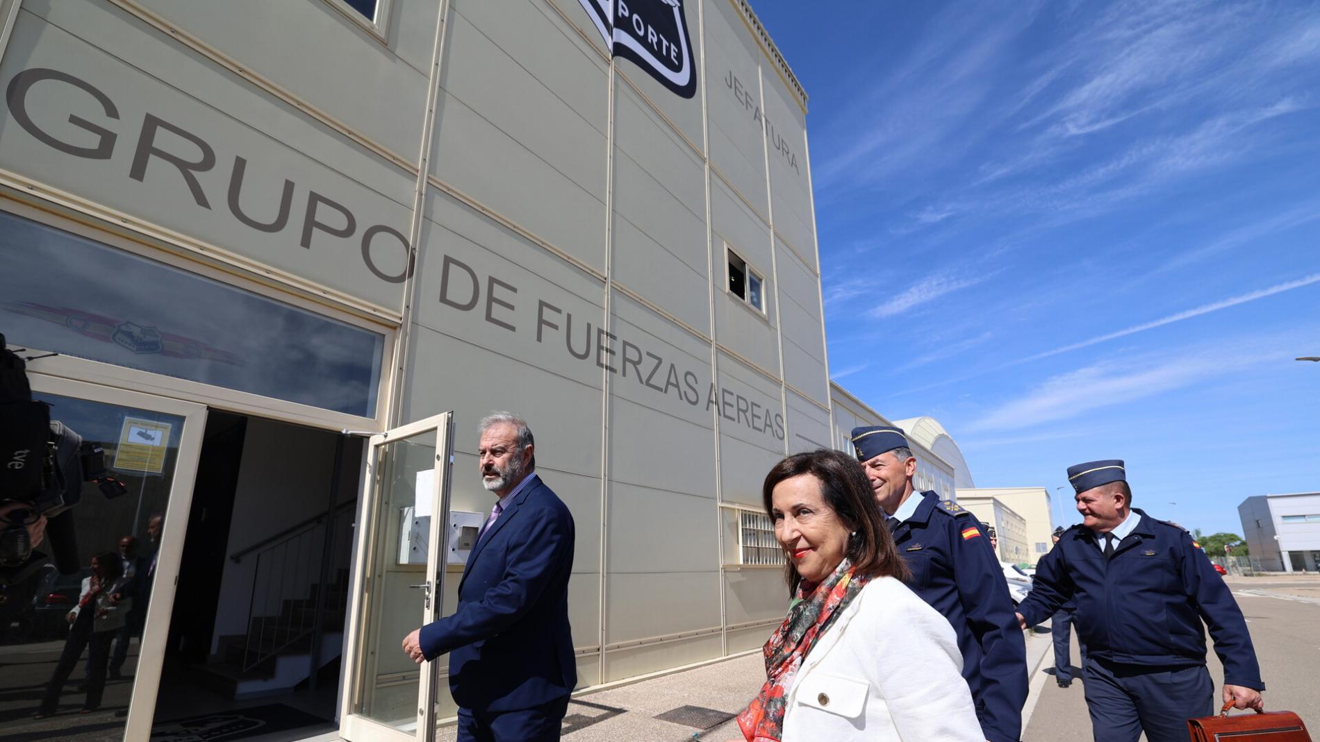 Aitor suministrará a la UME su nuevo Cubierto de campaña - Noticias Defensa  España
