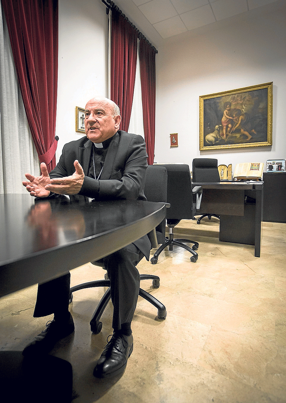 Vicente Jiménez, en su despacho del palacio arzobispal
