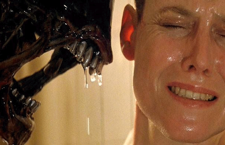Escena de Sigourney Weaver en una de las películas de 'Alien'
