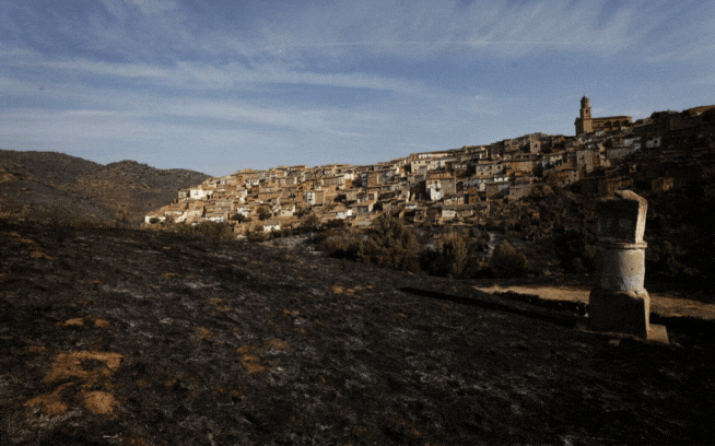 Gif así ha quedado Moros tras el devastador incendio originado en Ateca