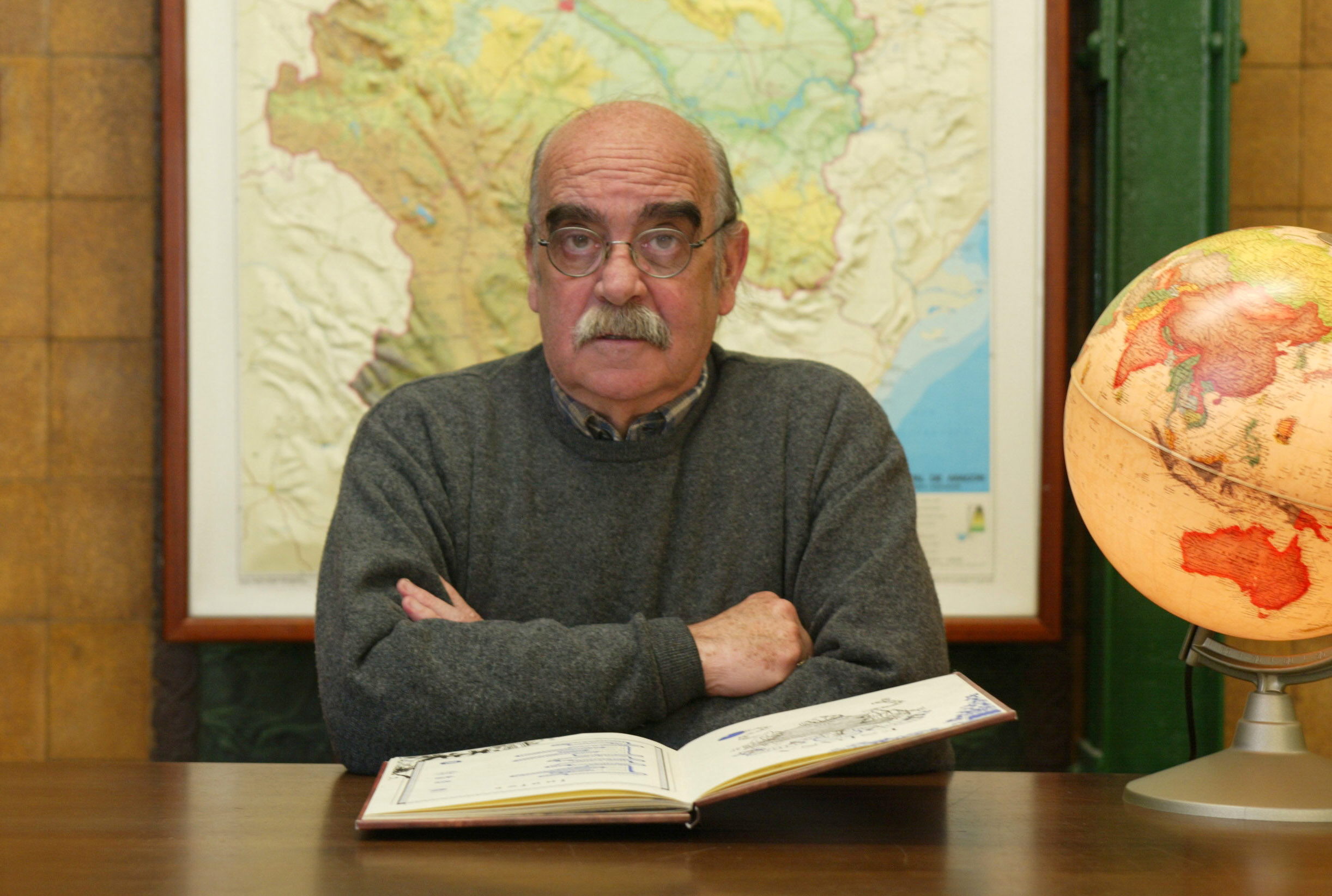 José Antonio Labordeta, vida de un solitario que cantó a la multitud