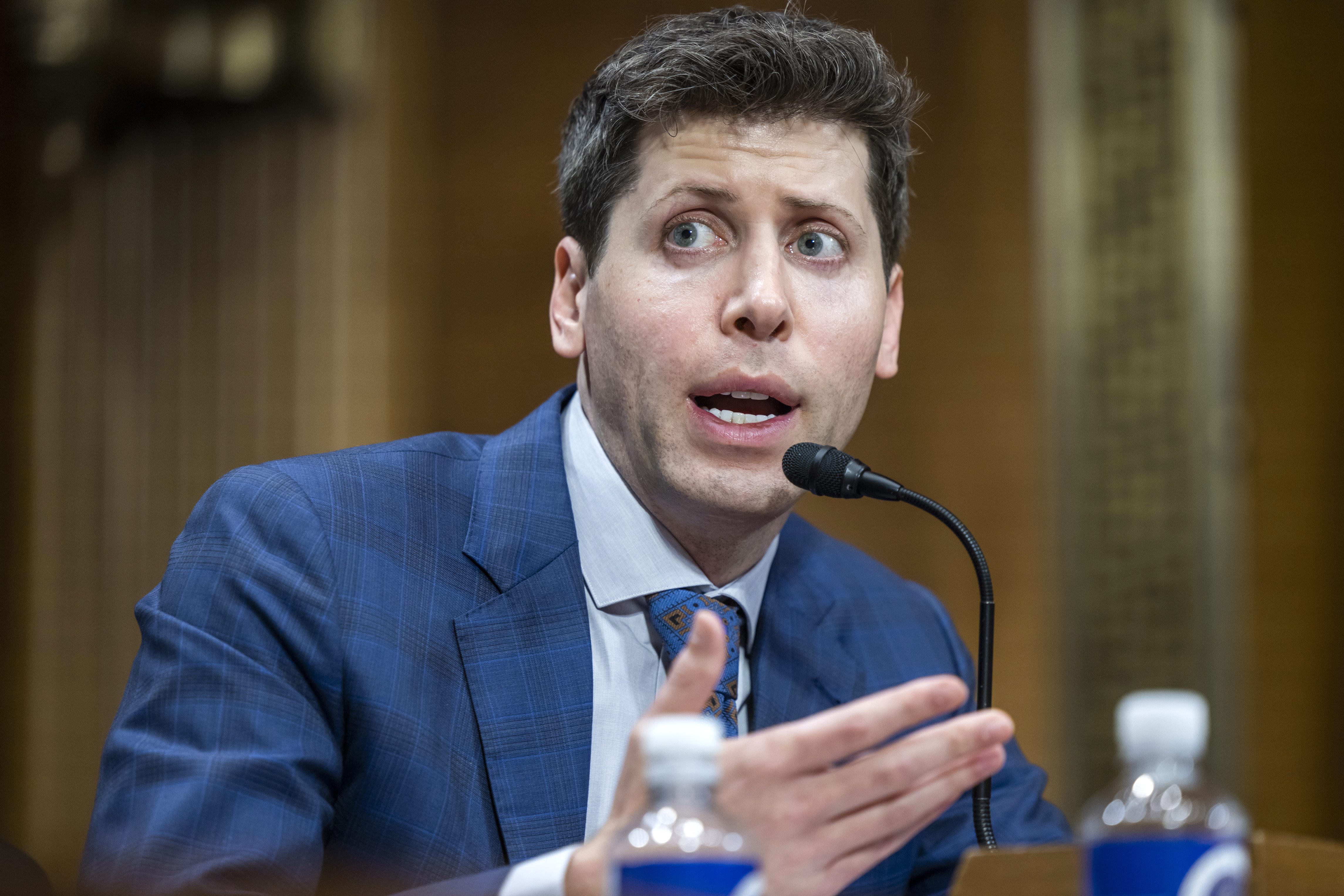 open-ai-propietaria-de-chat-gpt-echa-a-su-socio-fundador-sam-altman