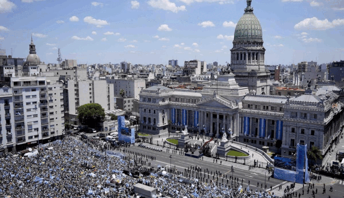 Gif 2 Milei