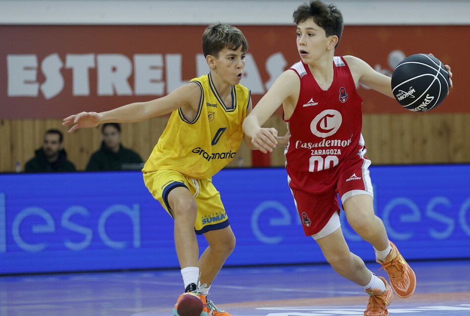 Álex Tovar, un pequeño gran triplista en la Minicopa